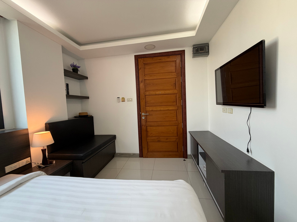 ขายกิจการโรงแรม & กิจการอพาร์ตเมนต์เกษตรศาสตร์ รัชโยธิน : ขายอพาร์ทเมนท์ ลาดพร้าววังหิน ใกล้ BTS ภาวนา 8 ชั้น 60 ห้อง ราคา 80 ล้านบาท