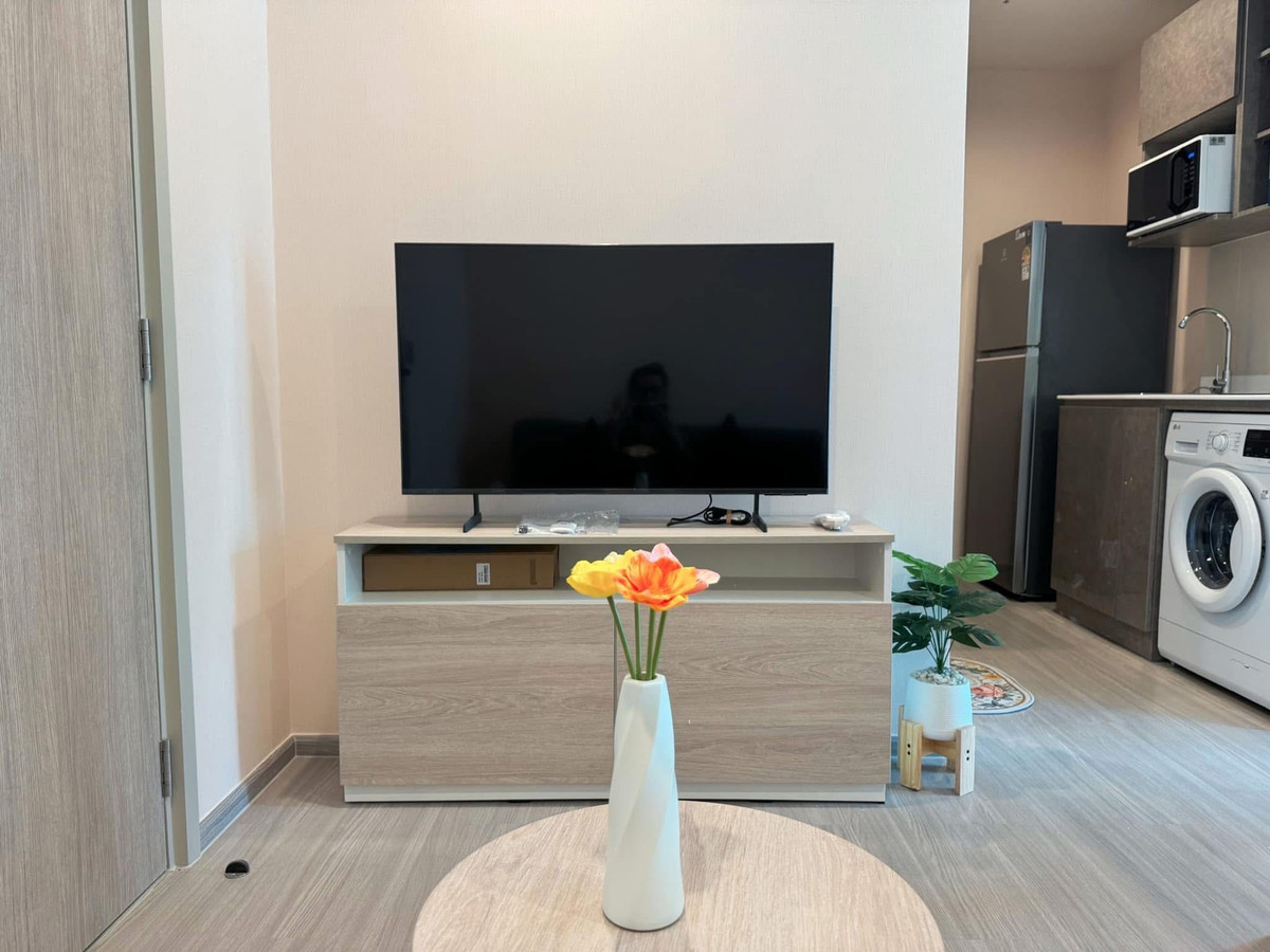 For RentCondoSamut Prakan,Samrong : PFD-08044 For rent Aspire Erawan Prime 1 bedroom 32 sq m. 28th floor next to BTS Chang Erawan.