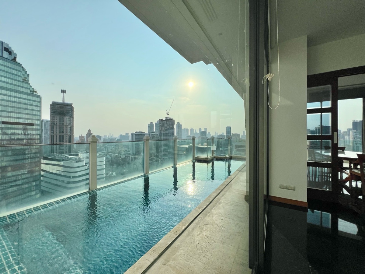 ขายคอนโดสุขุมวิท อโศก ทองหล่อ : 🌟 Le Raffine Sukhumvit 39 🌟
Ultra Luxury Condo with Private Pool Duplex 3bed4bath 405sqm 85MB
