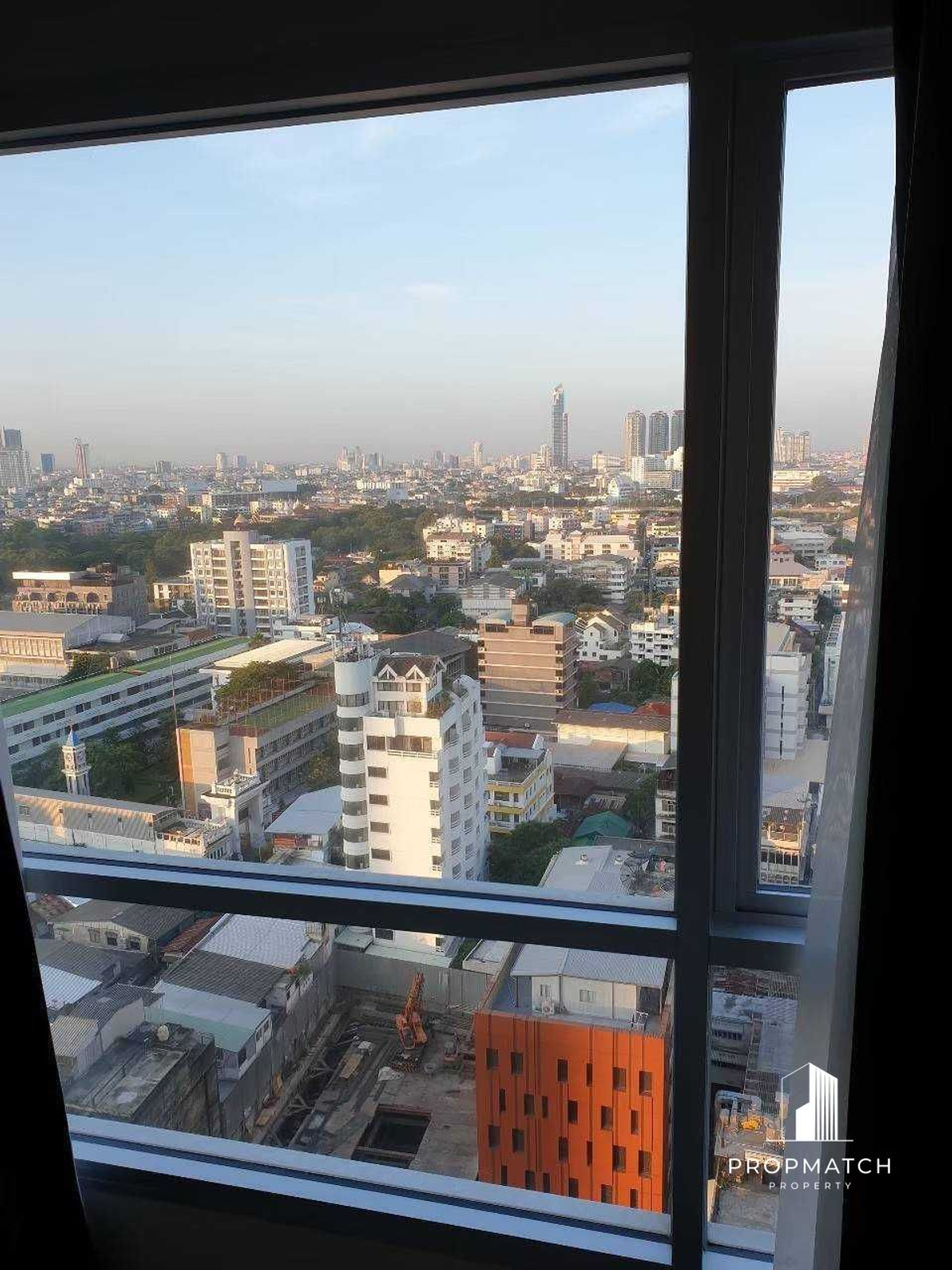 For SaleCondoSathorn, Narathiwat : ⚡️Centric Sathorn St. Louis, luxury condo in the heart of Sathorn⚡️40 Sq.m 🔥1 Bed 1 Bath🔥 5.15 Mb ⚡️Beautiful room, good price👑If interested, contact Putter 0928895628 Line: plustor_ss⚡️