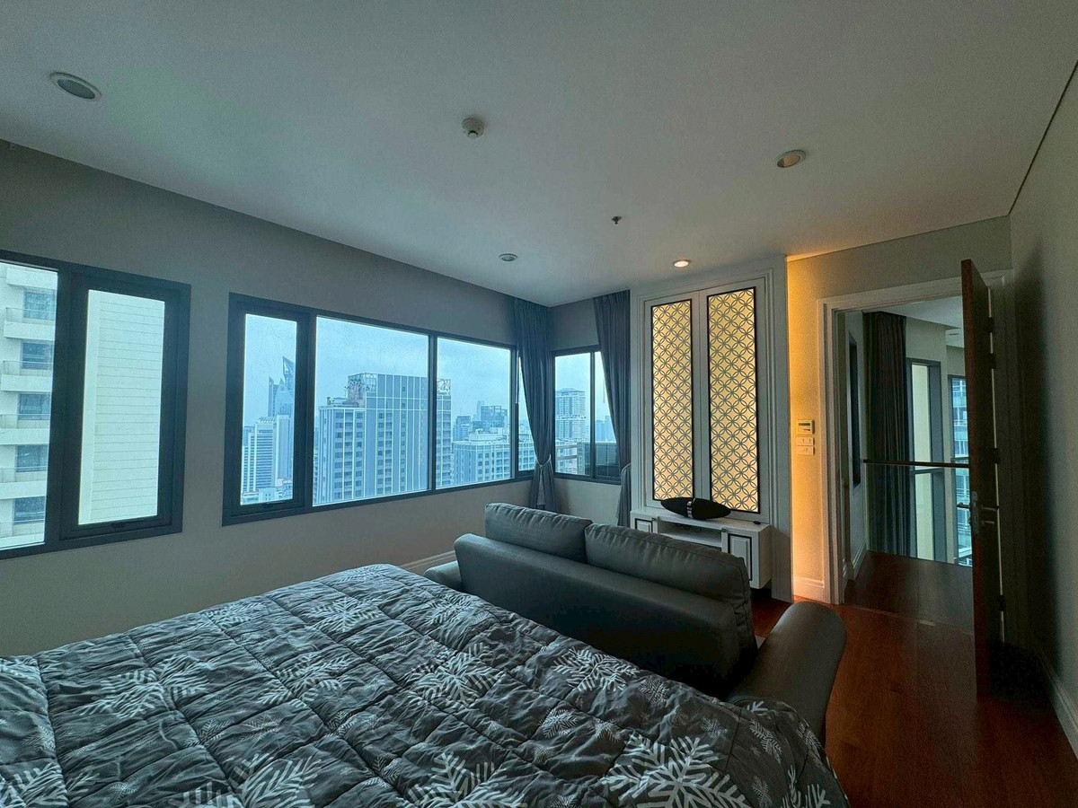 For RentCondoSukhumvit, Asoke, Thonglor : ✨ GT15953 | Condo Bright Sukhumvit 24, convenient travel, near BTS, there is a shuttle, beautiful room, fully furnished. Ready to move in!!