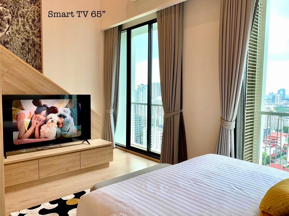 For RentCondoSukhumvit, Asoke, Thonglor : For rent: Noble Recole Sukhumvit 19 (60 sq m.), beautiful room, fully furnished.