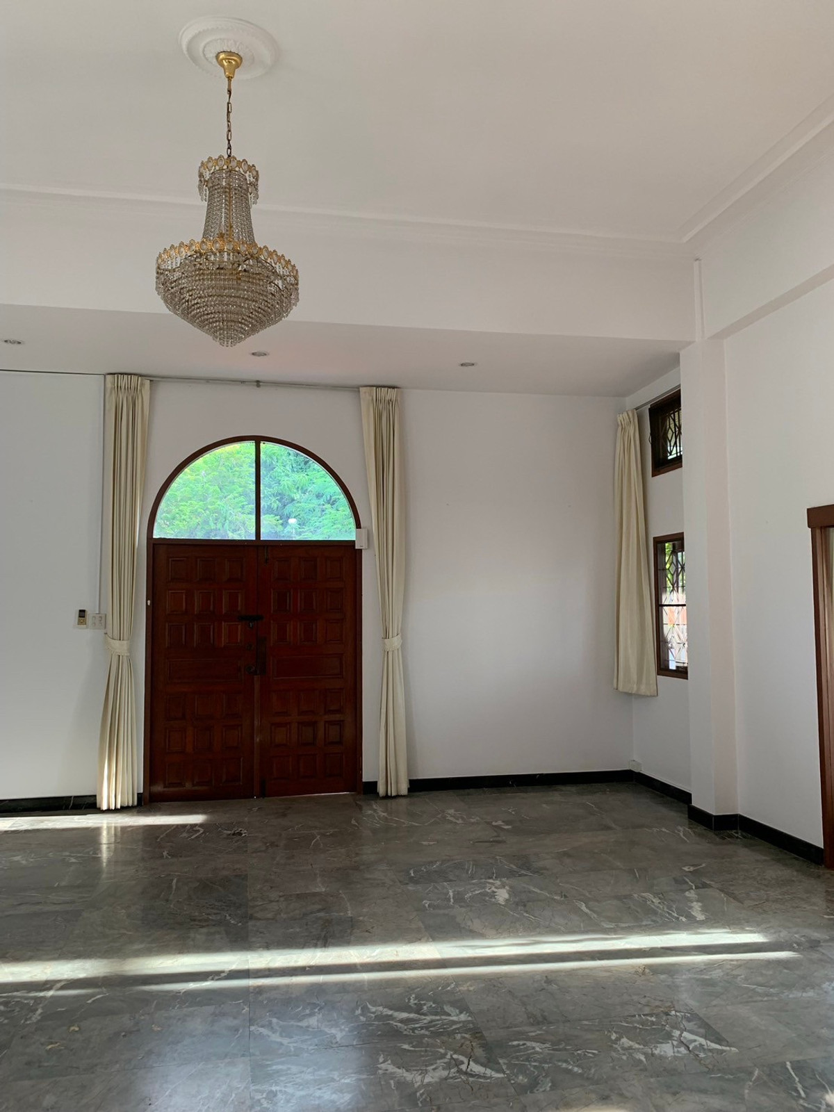 For RentHouseSukhumvit, Asoke, Thonglor : LTH14519- House FOR RENT in Soi Sukhumvit 70/3 | Size 400 sqm. | 100 sqw.| 2 beds | 2 baths|  Near BTS Bang Na | ONLY 50K/Month
