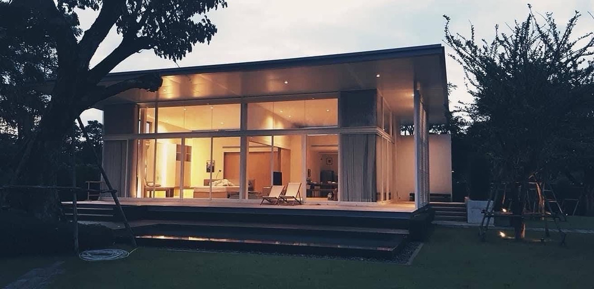 ขายบ้านปากช่อง เขาใหญ่ : ขายพูลวิลล่าเขาใหญ่ หมูสี วิวภูเขา บนที่ดิน 1,942 ตร.ว มี 2 หลัง พร้อมสิ่งปลูกสร้าง เหมาะอยู่อาศัยหรือทำธุรกิจ
