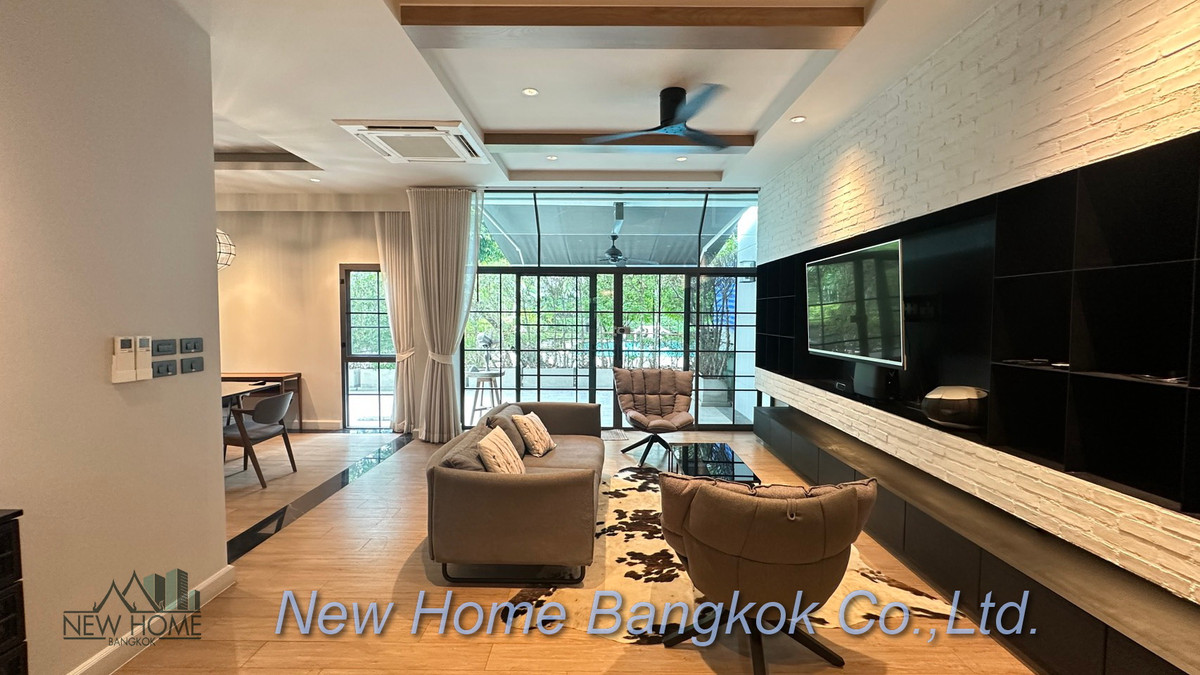 ให้เช่าทาวน์โฮมสุขุมวิท อโศก ทองหล่อ : ทาวน์เฮาส์ 4 ห้องนอน ให้เช่า – Prompak Gardens, ทองหล่อ