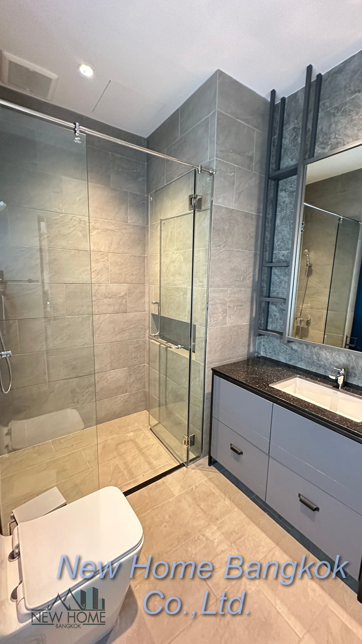 For RentTownhomeSukhumvit, Asoke, Thonglor : 4-Bedroom Townhouse for Rent – Prompak Gardens, Thonglor