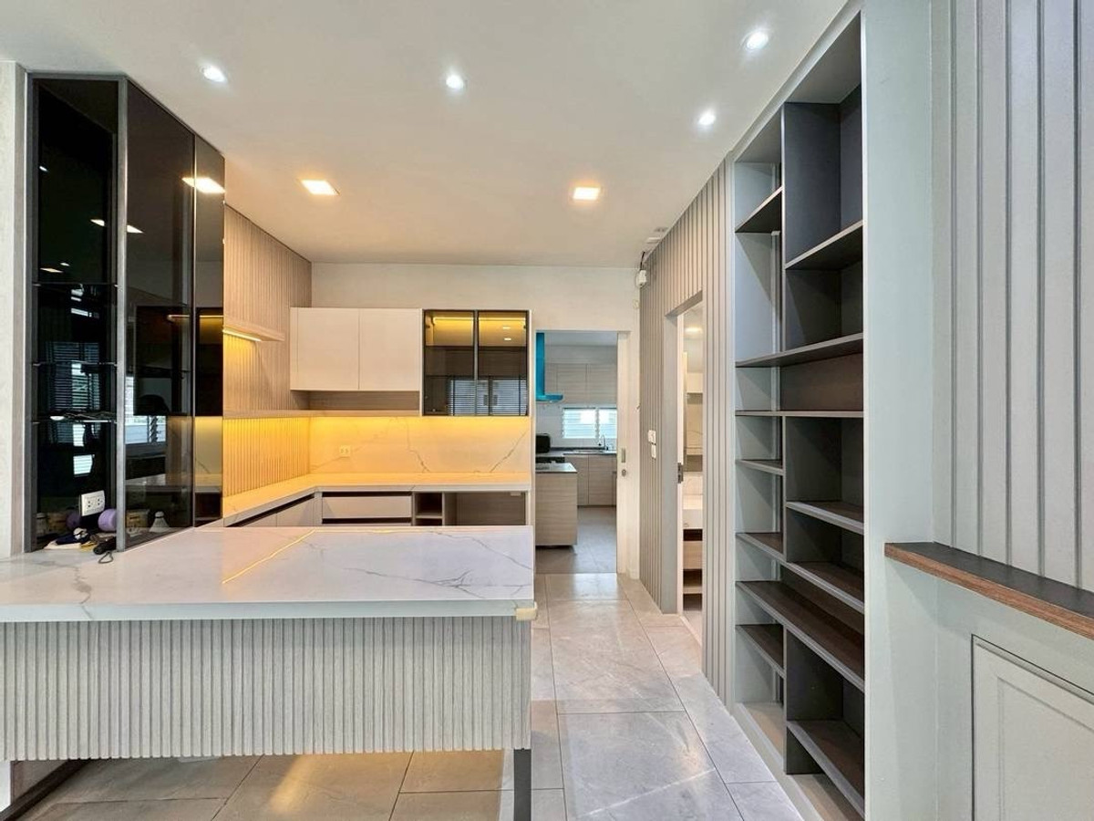 ให้เช่าบ้านลาดกระบัง สุวรรณภูมิ : 💥ForRent💥4Bed + 1Maid • Mantana Bangna-Wongwaen 🏡 Near Mega Bangna ‼️ Fully Furnished ‼️