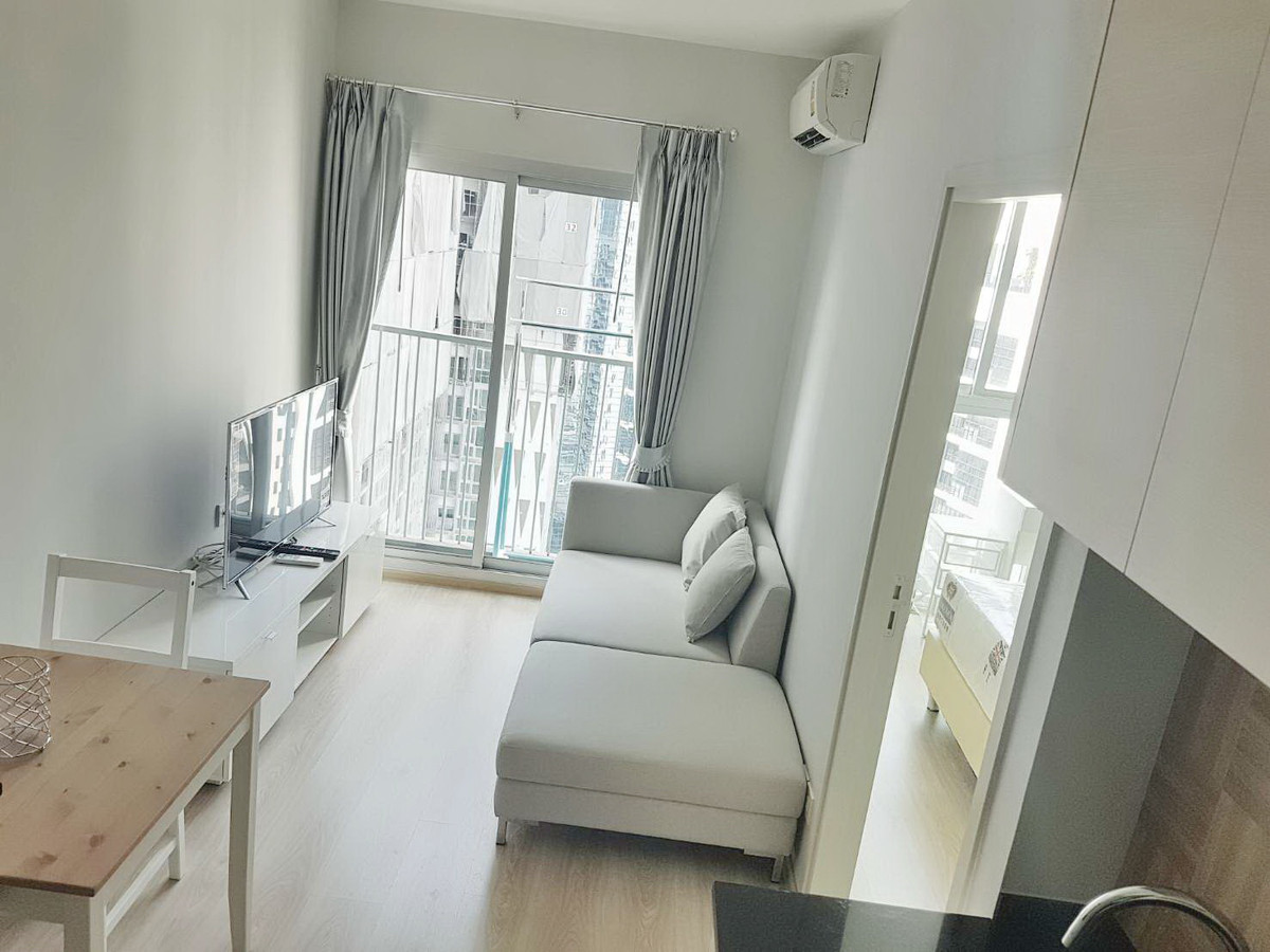 ให้เช่าคอนโดรัชดา ห้วยขวาง : ให้เช่า คอนโด Noble Revolve Ratchada ใกล้ MRT ศูนย์วัฒนธรรมฯ เพียง 80 เมตร 