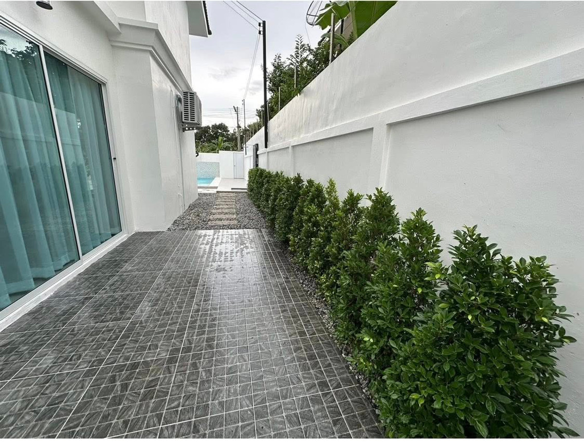 For SaleHousePattaya, Bangsaen, Chonburi : 🌴 5 Bedroom Pool Villa Near Jomtien Beach Only 3 Km. | 102 Sq.Wah | 10.9 MB