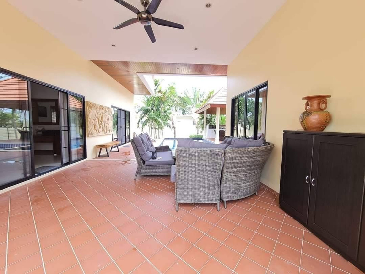 For SaleHousePattaya, Bangsaen, Chonburi : House with land Talay Sawan Village / 3 Bedrooms (FOR SALE) AM065