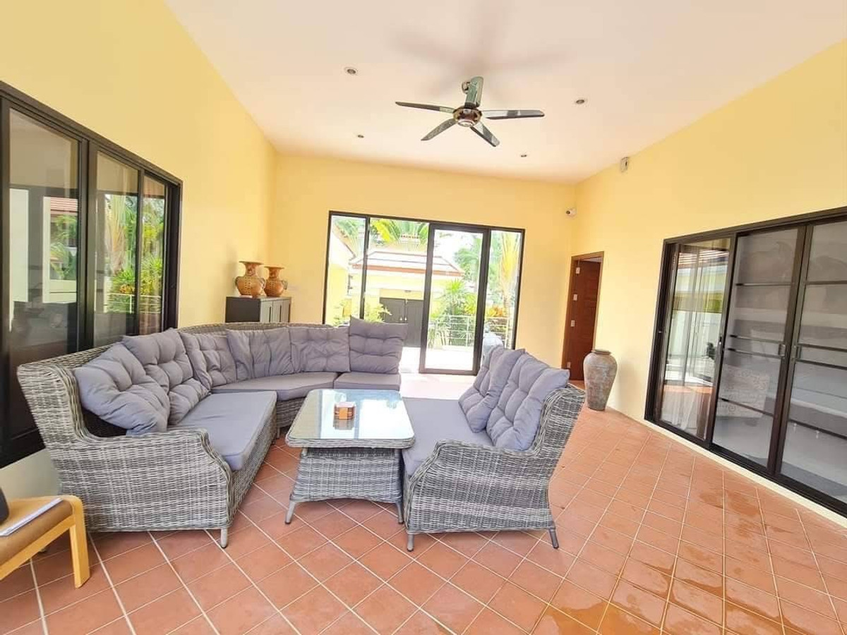 For SaleHousePattaya, Bangsaen, Chonburi : House with land Talay Sawan Village / 3 Bedrooms (FOR SALE) AM065