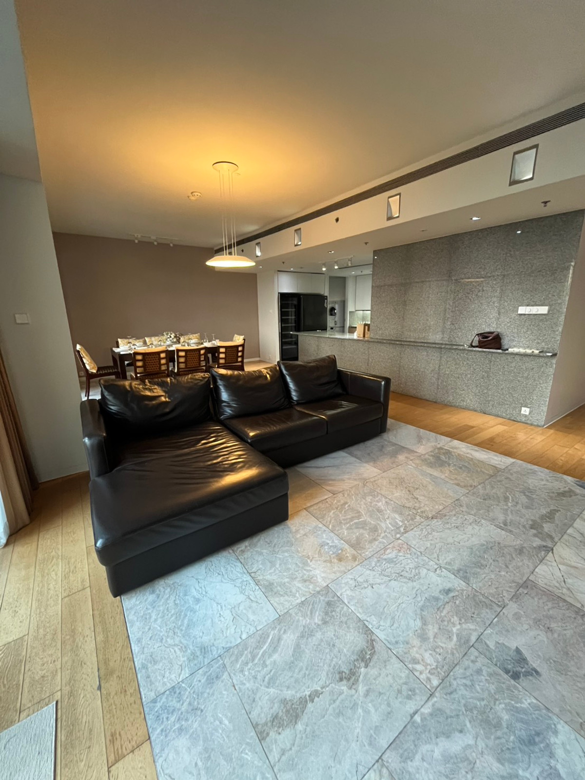 คอนโดสาทร นราธิวาส : เดอะ เม็ท สาทร – คอนโดหรู 3 ห้องนอน | ให้เช่าและขาย