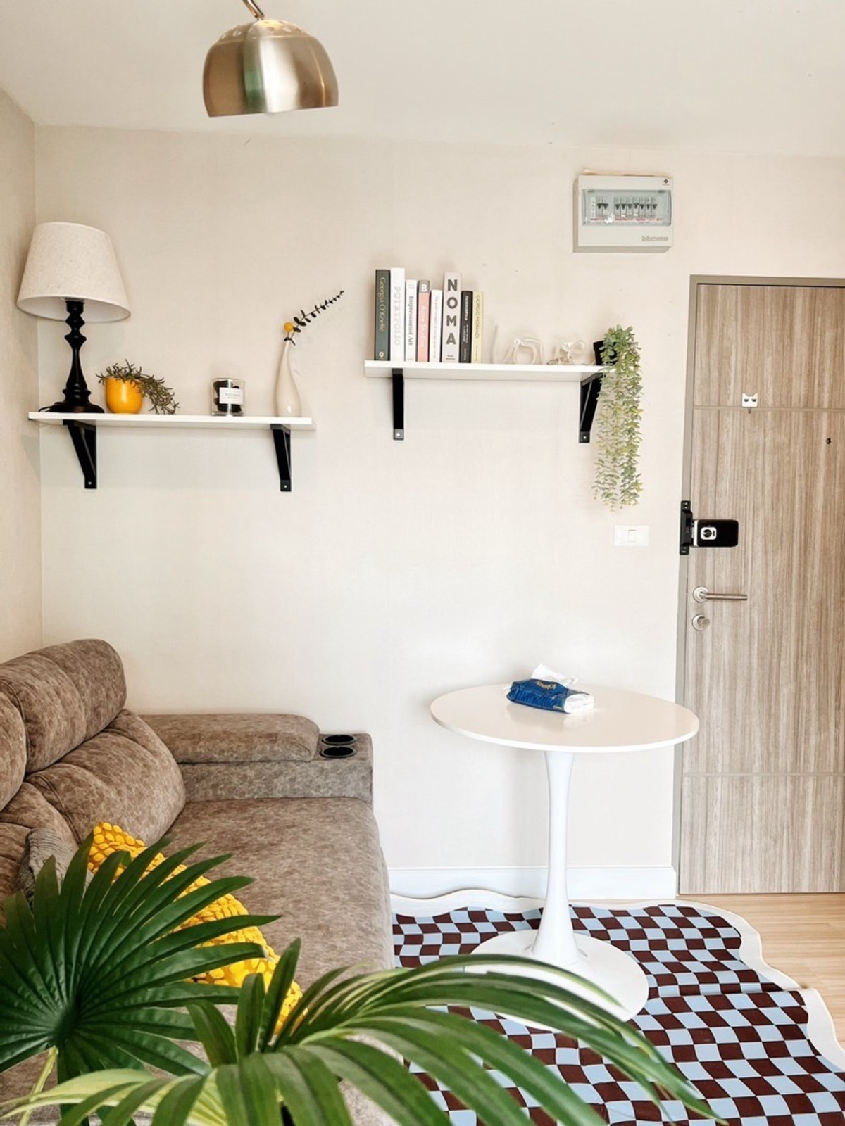 For SaleCondoRatchadapisek, Huaikwang, Suttisan : Mertro Luxe Ratchada ready for sale, beautifully decorated, price 3.59 million baht. If interested, call: 0946242014 Nui.