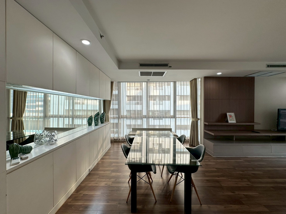 For RentCondoWitthayu, Chidlom, Langsuan, Ploenchit : ✨Condo for rent, The Rajdamri, 3 bedrooms, fully furnished and electrical appliances, convenient travel, near BTS Ratchadamri, Lumpini Park.