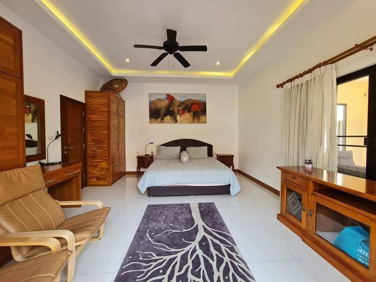 For SaleHousePattaya, Bangsaen, Chonburi : House with land Talay Sawan Village / 3 Bedrooms (FOR SALE) AM065