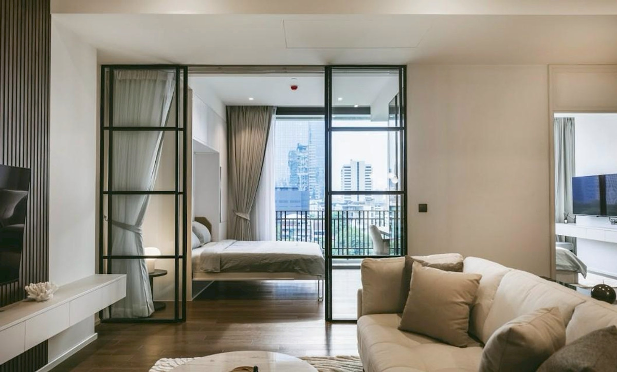 For RentCondoWitthayu, Chidlom, Langsuan, Ploenchit : LTH14524 – Condo for Rent | Muniq Langsuan | 78.2 sqm | 2 Beds 1 Bath | Near BTS Chit Lom | 120K/Month | Condo for rent Muniq Langsuan