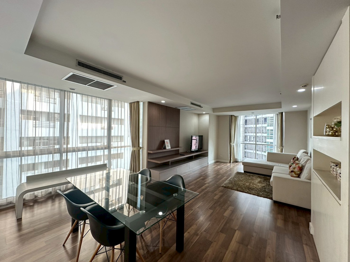 For RentCondoWitthayu, Chidlom, Langsuan, Ploenchit : ✨Condo for rent, The Rajdamri, 3 bedrooms, fully furnished and electrical appliances, convenient travel, near BTS Ratchadamri, Lumpini Park.