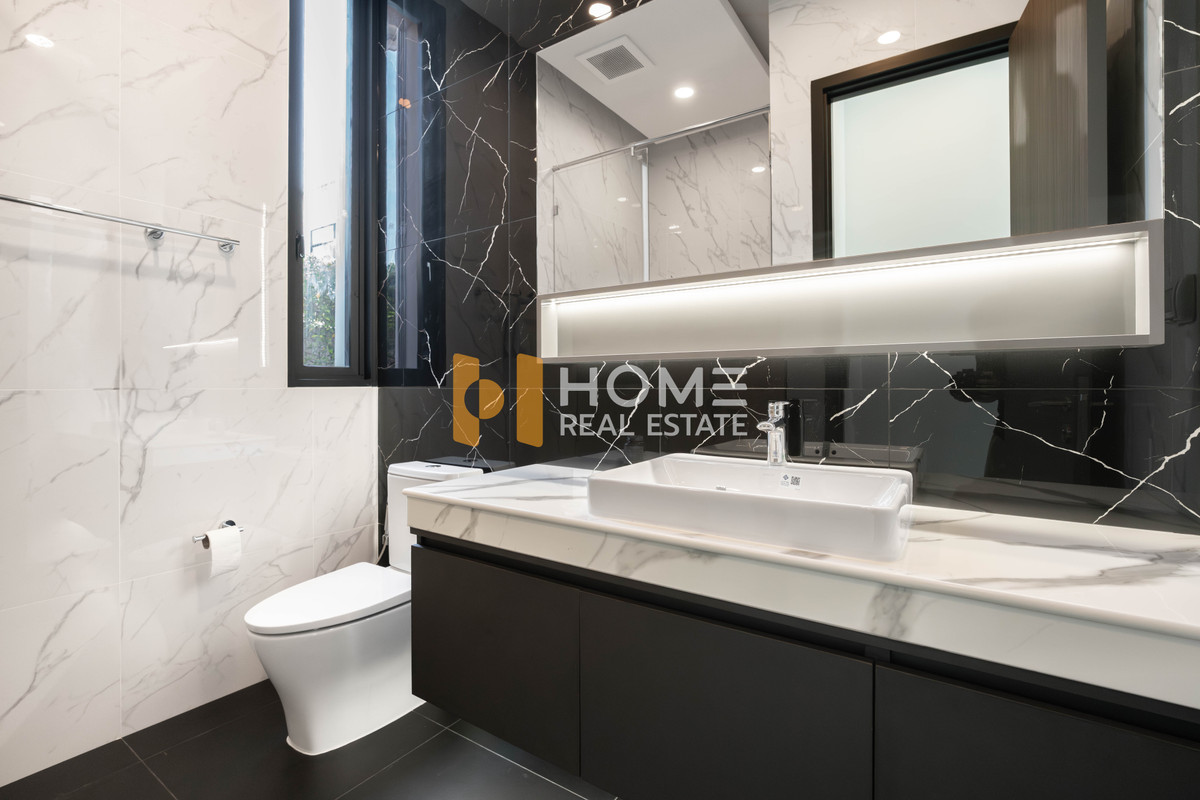 ขายบ้านเกษตรศาสตร์ รัชโยธิน : บ้านแปลงมุม ใกล้ BTS เพียง 500 ม. ✨ บ้านพร้อมที่ดิน เดอะ มาสเตอร์ เอกมัย - รามอินทรา / 5 ห้องนอน (ขาย), House with land The Master Ekkamai - Ramintra / 5 Bedrooms (FOR SALE) TPM335