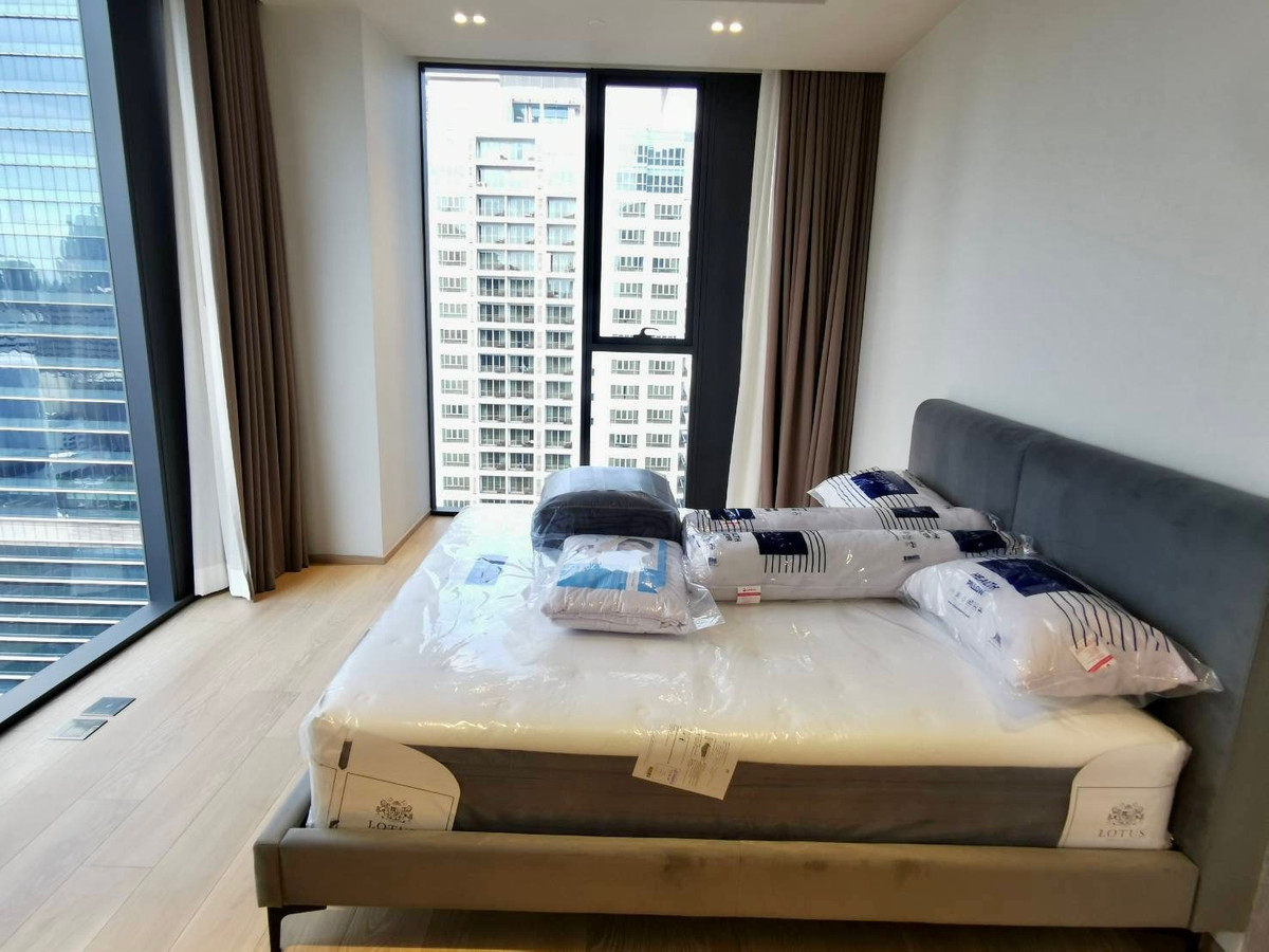 For SaleCondoWitthayu, Chidlom, Langsuan, Ploenchit : Tonson One Residence Penthouse: 3bed 3bath + maid 254.12sqm 158,000,000 Am: 0656199198