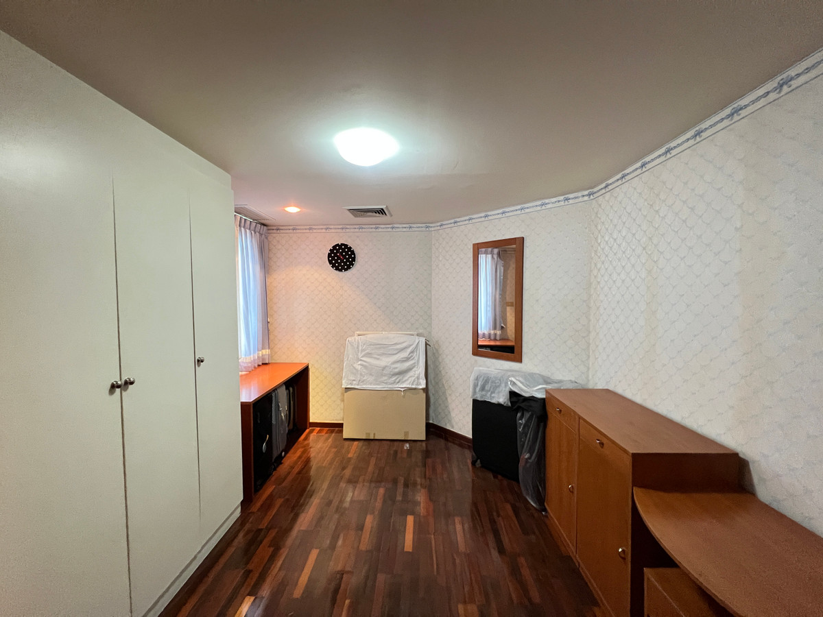 For SaleCondoRama3 (Riverside),Satupadit : SV City Rama 3 / 3 Bedrooms (FOR SALE), SV City Rama 3 / 3 Bedrooms (For Sale) LD065