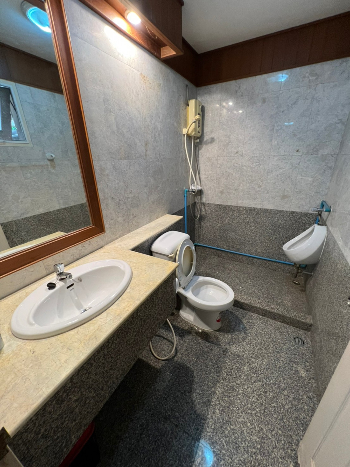 ให้เช่าบ้านปิ่นเกล้า จรัญสนิทวงศ์ : บ้านเดี่ยว 130ตรว. ติดถนนกาญจนาภิเษก ตรงข้ามโลตัส บางใหญ่ สวยงาม เฟอร์นิเจอร์ครบ 3ห้องนอน