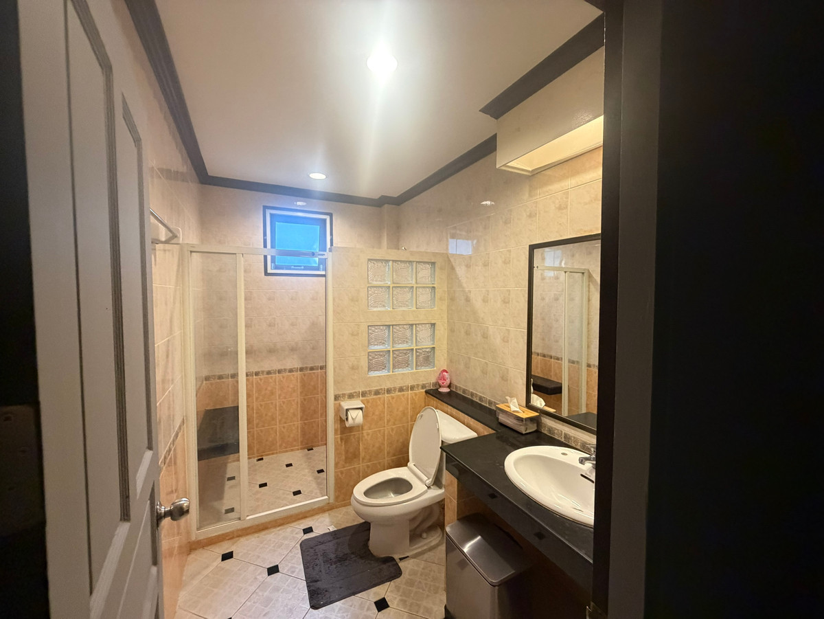 ให้เช่าบ้านสุขุมวิท อโศก ทองหล่อ : ให้เช่าบ้านใหญ่ ใกล้เอกมัย ทองหล่อ เลี้ยงสัตว์ขนาดเล็กได้ ในซอยปรีดีพนมยงค์ 25  	