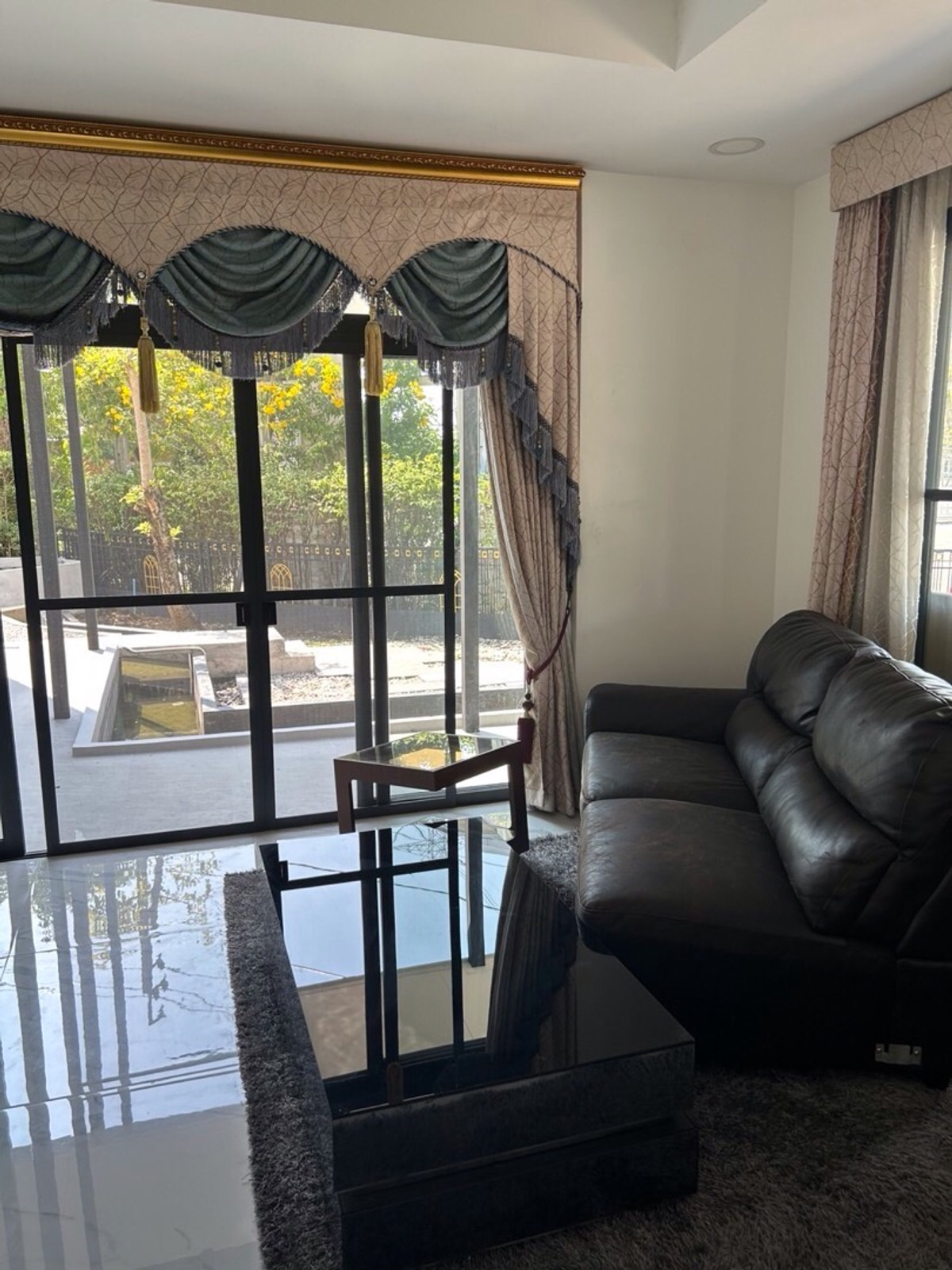 ให้เช่าบ้านมีนบุรี-ร่มเกล้า : บ้านเดี่ยวสไตล์หรู 2ชั้น ให้เช่า หมู่บ้านเพอเฟคเพลส รามคำแหง 164 เนื้อที่127 ตารางวา มีนบุรี กรุงเทพ10510