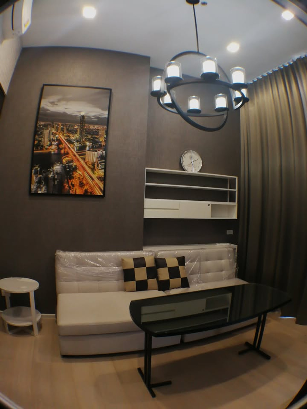 ให้เช่าคอนโดพระราม 9 เพชรบุรีตัดใหม่ RCA : ให้เช่า Chewathai Residence Asoke! ชีวาทัย อโศก 22,000.- แต่งครบ พร้อมอยู่ ใกล้ MRT