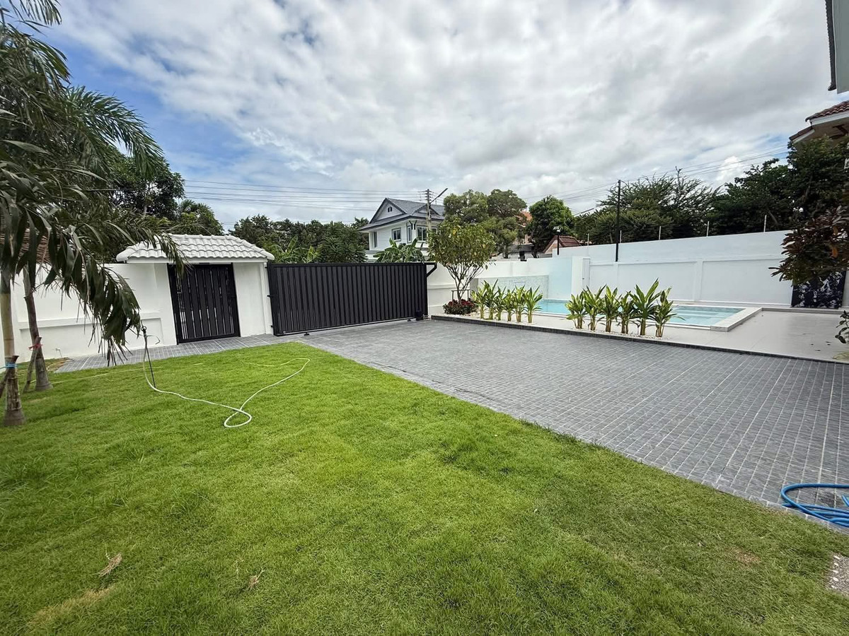 For SaleHousePattaya, Bangsaen, Chonburi : 🌴 5 Bedroom Pool Villa Near Jomtien Beach Only 3 Km. | 102 Sq.Wah | 10.9 MB