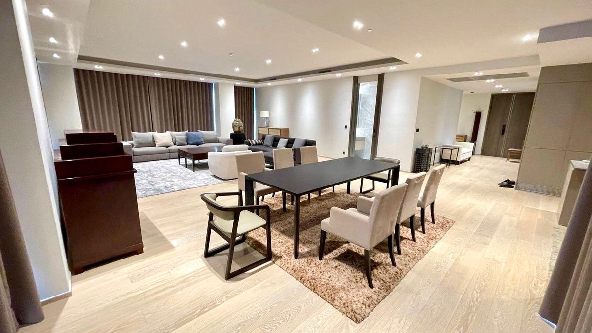 For SaleCondoWitthayu, Chidlom, Langsuan, Ploenchit : Tonson One Residence Penthouse: 3bed 3bath + maid 254.12sqm 158,000,000 Am: 0656199198