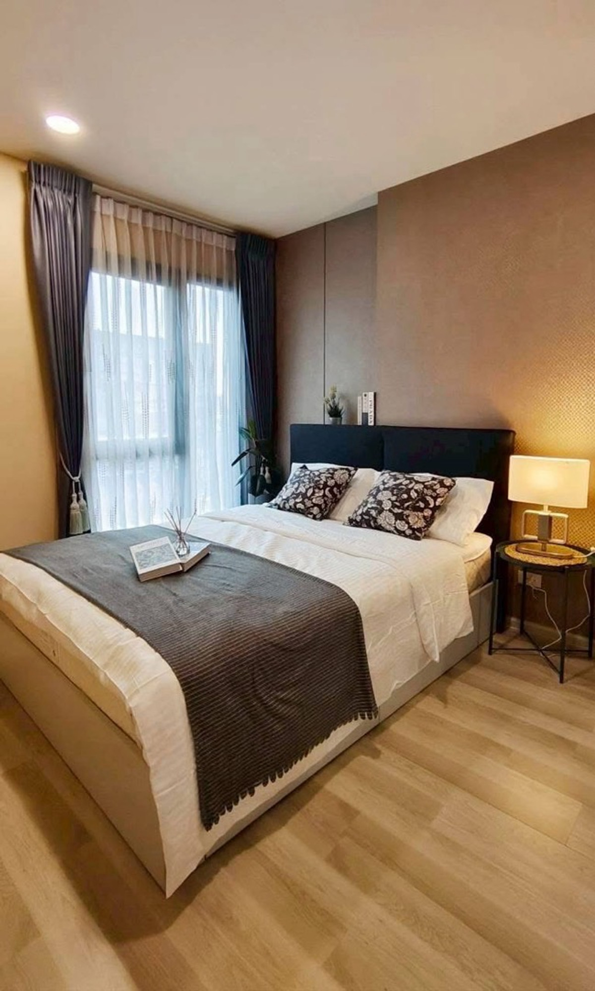 For SaleCondoRatchadapisek, Huaikwang, Suttisan : For sale, 1 bedroom, near Huai Khwang BTS, 31 sq m, price 3,290,000, contact 0808144488