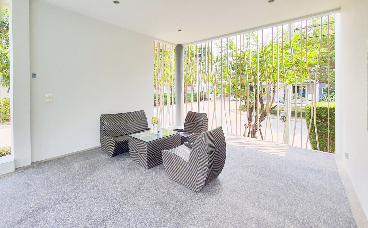 ขายบ้านพระราม 5 ราชพฤกษ์ บางกรวย : ขายด่วนบ้านเดี่ยว 3 ชั้น หลังริม MIND ปิ่นเกล้า-จรัญ 5 ห้องนอน 5 ห้องน้ำ พื้นที่เยอะ ต่อเติมครบพร้อมอยู่ ใกล้ทางด่วนศรีรัช คุ้มมาก 