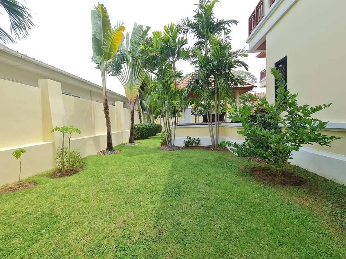 For SaleHousePattaya, Bangsaen, Chonburi : House with land Talay Sawan Village / 3 Bedrooms (FOR SALE) AM065