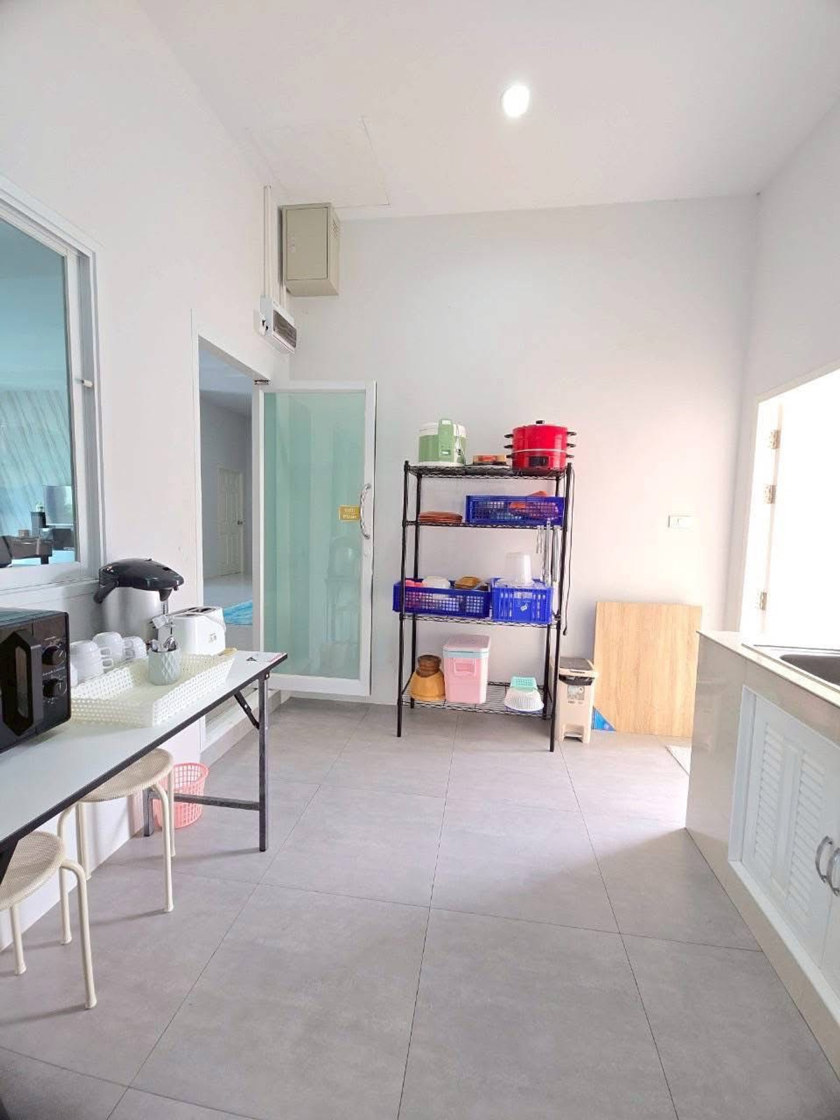 For RentHousePattaya, Bangsaen, Chonburi : Single house Sunshine Poolvilla / 3 Bedrooms (FOR RENT) AM071