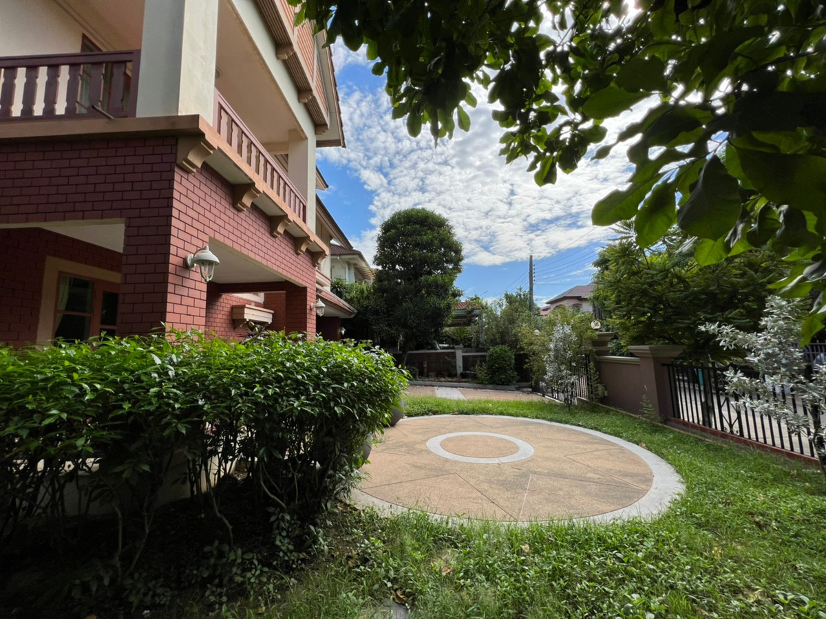 ให้เช่าบ้านปิ่นเกล้า จรัญสนิทวงศ์ : บ้านเดี่ยว 130ตรว. ติดถนนกาญจนาภิเษก ตรงข้ามโลตัส บางใหญ่ สวยงาม เฟอร์นิเจอร์ครบ 3ห้องนอน