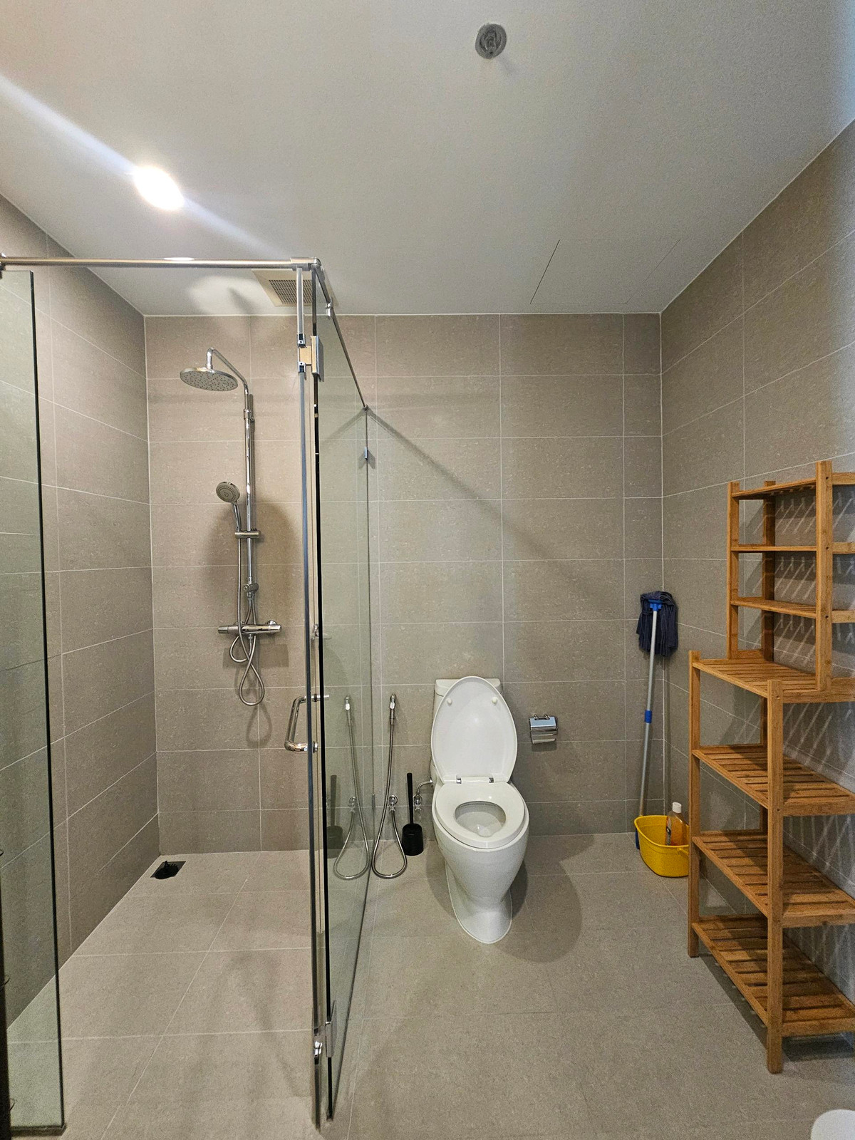 ให้เช่าคอนโดวิทยุ ชิดลม หลังสวน : 🔥ให้เช่า🔥 Noble เพลินจิต 1 ห้องนอน 45ตรม. พร้อมเข้าอยู่!