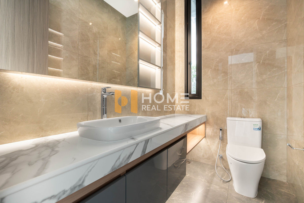 ขายบ้านเกษตรศาสตร์ รัชโยธิน : บ้านแปลงมุม ใกล้ BTS เพียง 500 ม. ✨ บ้านพร้อมที่ดิน เดอะ มาสเตอร์ เอกมัย - รามอินทรา / 5 ห้องนอน (ขาย), House with land The Master Ekkamai - Ramintra / 5 Bedrooms (FOR SALE) TPM335