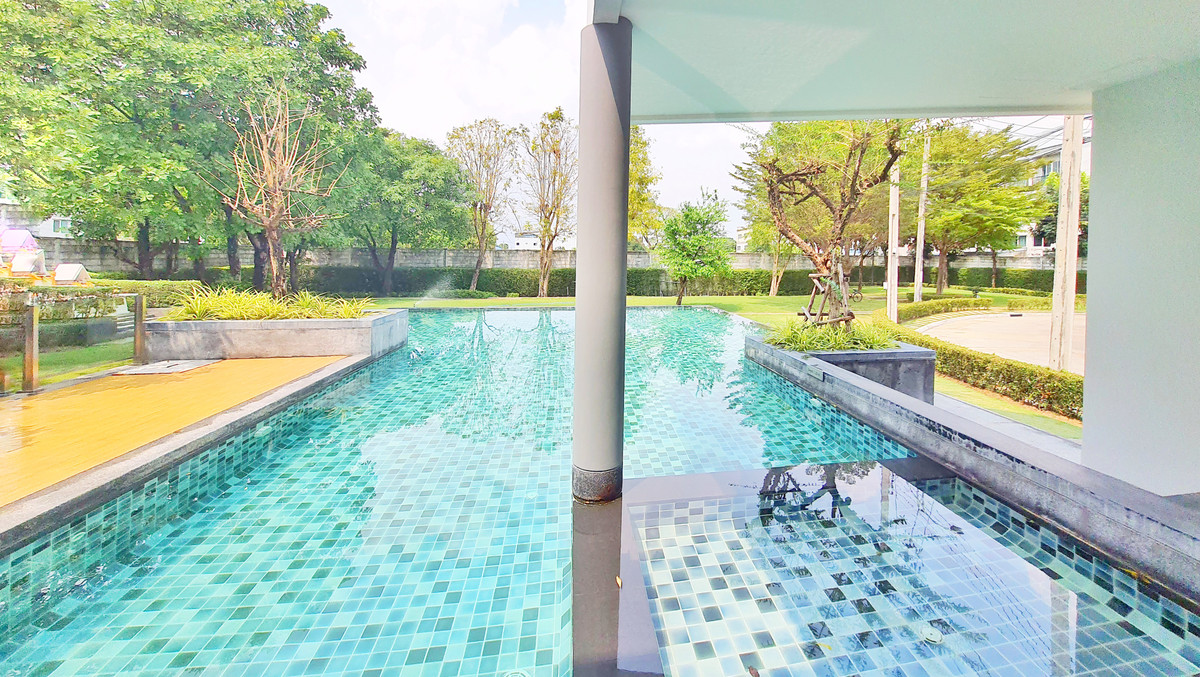 ขายบ้านพระราม 5 ราชพฤกษ์ บางกรวย : ขายด่วนบ้านเดี่ยว 3 ชั้น หลังริม MIND ปิ่นเกล้า-จรัญ 5 ห้องนอน 5 ห้องน้ำ พื้นที่เยอะ ต่อเติมครบพร้อมอยู่ ใกล้ทางด่วนศรีรัช คุ้มมาก 