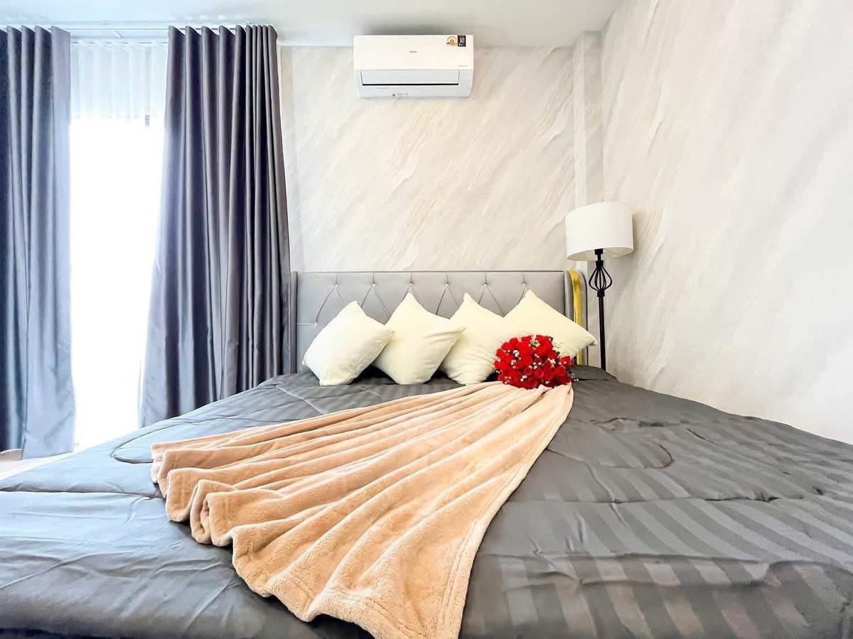 For SaleHousePattaya, Bangsaen, Chonburi : 🏡 Jin Village Land and House | Modern Luxury Pool Villa | เริ่มต้น 9.X – 1X.X ล้านบาท