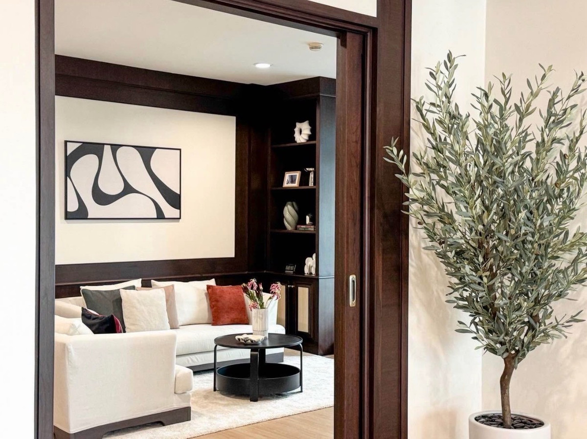 CondoWongwianyai, Charoennakor : Riverfront Condo Baan Sathorn Chaopraya Spacious Residence with Panoramic Chao Phraya View in Prime Riverside Location