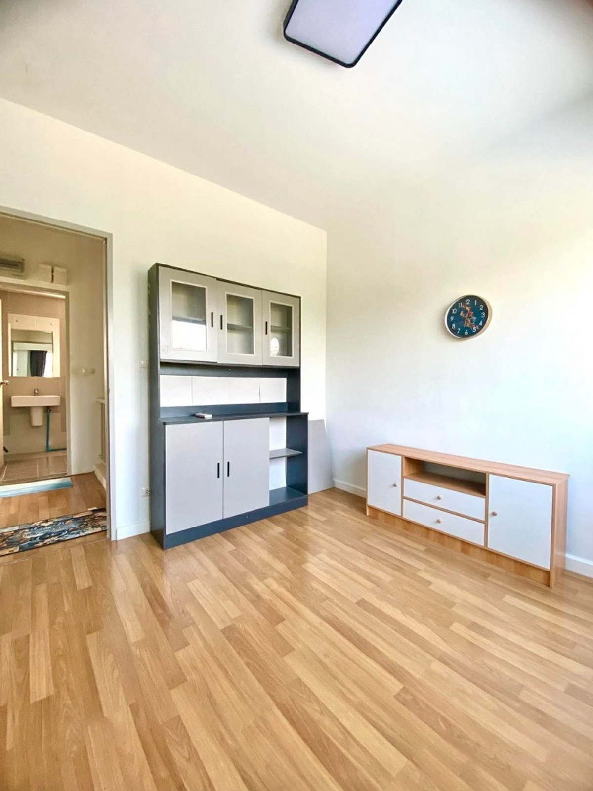 ให้เช่าทาวน์โฮมพระราม 2 บางขุนเทียน : 🏠✨ ให้เช่าทาวน์เฮ้าส์ 2 ชั้น ทำเลพระราม 2 – ท่าข้าม