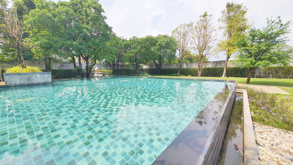 ขายบ้านพระราม 5 ราชพฤกษ์ บางกรวย : ขายด่วนบ้านเดี่ยว 3 ชั้น หลังริม MIND ปิ่นเกล้า-จรัญ 5 ห้องนอน 5 ห้องน้ำ พื้นที่เยอะ ต่อเติมครบพร้อมอยู่ ใกล้ทางด่วนศรีรัช คุ้มมาก 