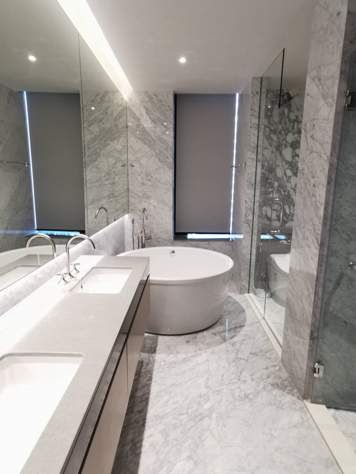 For SaleCondoWitthayu, Chidlom, Langsuan, Ploenchit : Tonson One Residence Penthouse: 3bed 3bath + maid 254.12sqm 158,000,000 Am: 0656199198