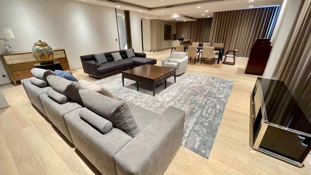 For SaleCondoWitthayu, Chidlom, Langsuan, Ploenchit : Tonson One Residence Penthouse: 3bed 3bath + maid 254.12sqm 158,000,000 Am: 0656199198