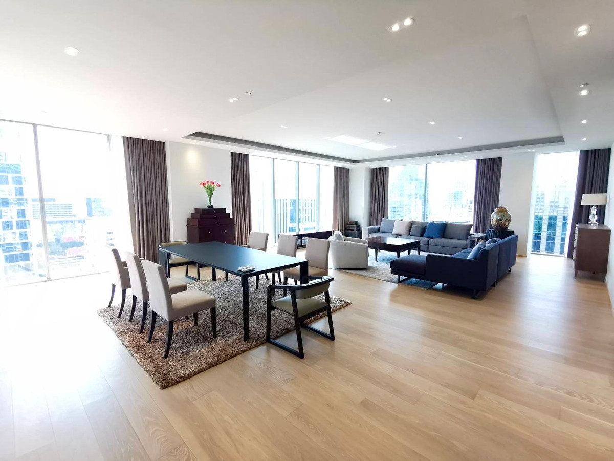 For SaleCondoWitthayu, Chidlom, Langsuan, Ploenchit : Tonson One Residence Penthouse: 3bed 3bath + maid 254.12sqm 158,000,000 Am: 0656199198