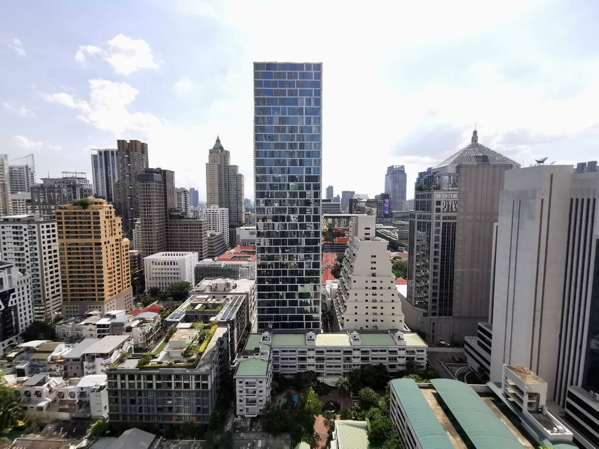 For SaleCondoWitthayu, Chidlom, Langsuan, Ploenchit : Tonson One Residence Penthouse: 3bed 3bath + maid 254.12sqm 158,000,000 Am: 0656199198