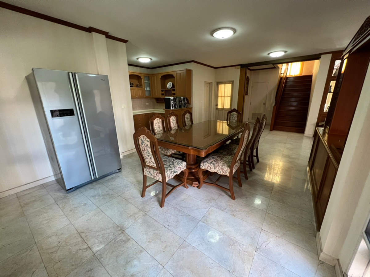 ให้เช่าบ้านปิ่นเกล้า จรัญสนิทวงศ์ : บ้านเดี่ยว 130ตรว. ติดถนนกาญจนาภิเษก ตรงข้ามโลตัส บางใหญ่ สวยงาม เฟอร์นิเจอร์ครบ 3ห้องนอน