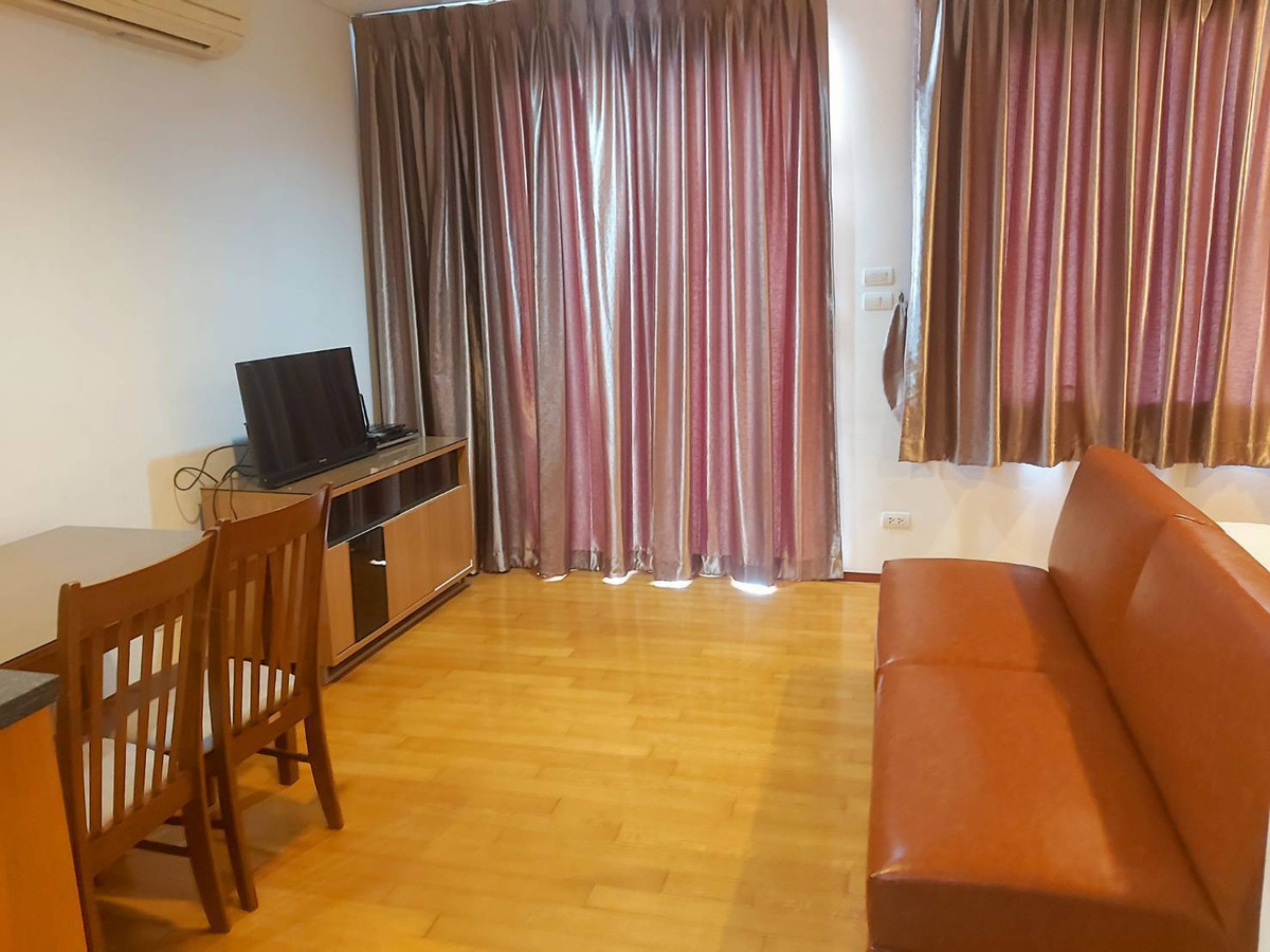 For RentCondoWongwianyai, Charoennakor : For rent! Villa Sathorn, fully furnished studio, 16,000.-, next to BTS Krung Thonburi.