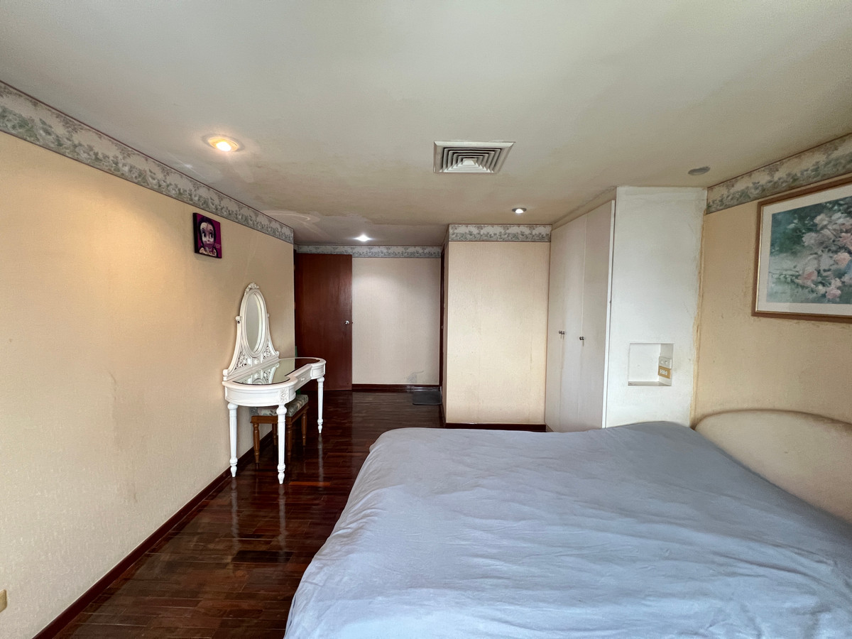 For SaleCondoRama3 (Riverside),Satupadit : SV City Rama 3 / 3 Bedrooms (FOR SALE), SV City Rama 3 / 3 Bedrooms (For Sale) LD065