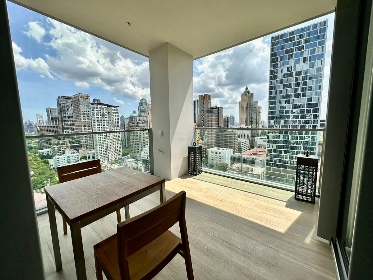 For SaleCondoWitthayu, Chidlom, Langsuan, Ploenchit : Tonson One Residence Penthouse: 3bed 3bath + maid 254.12sqm 158,000,000 Am: 0656199198